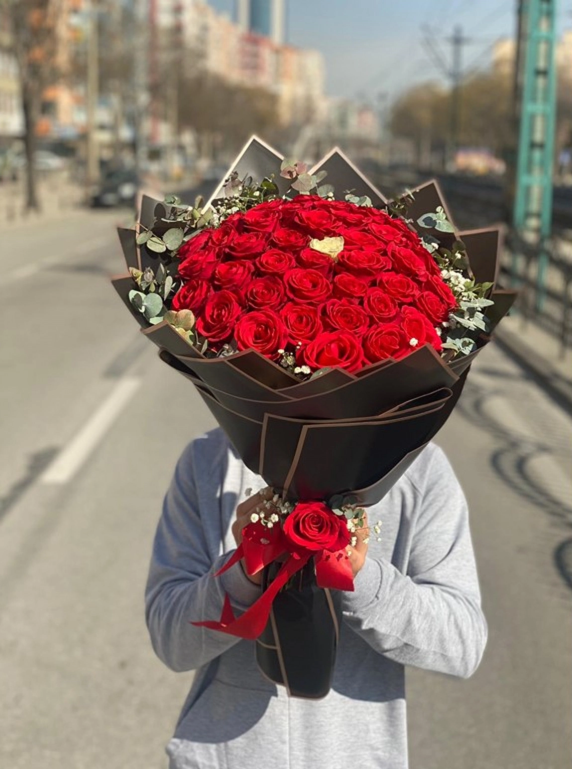 41 Adet Kırmızı Gül