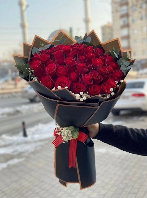 51 Adet Kırmızı Gül Buketi